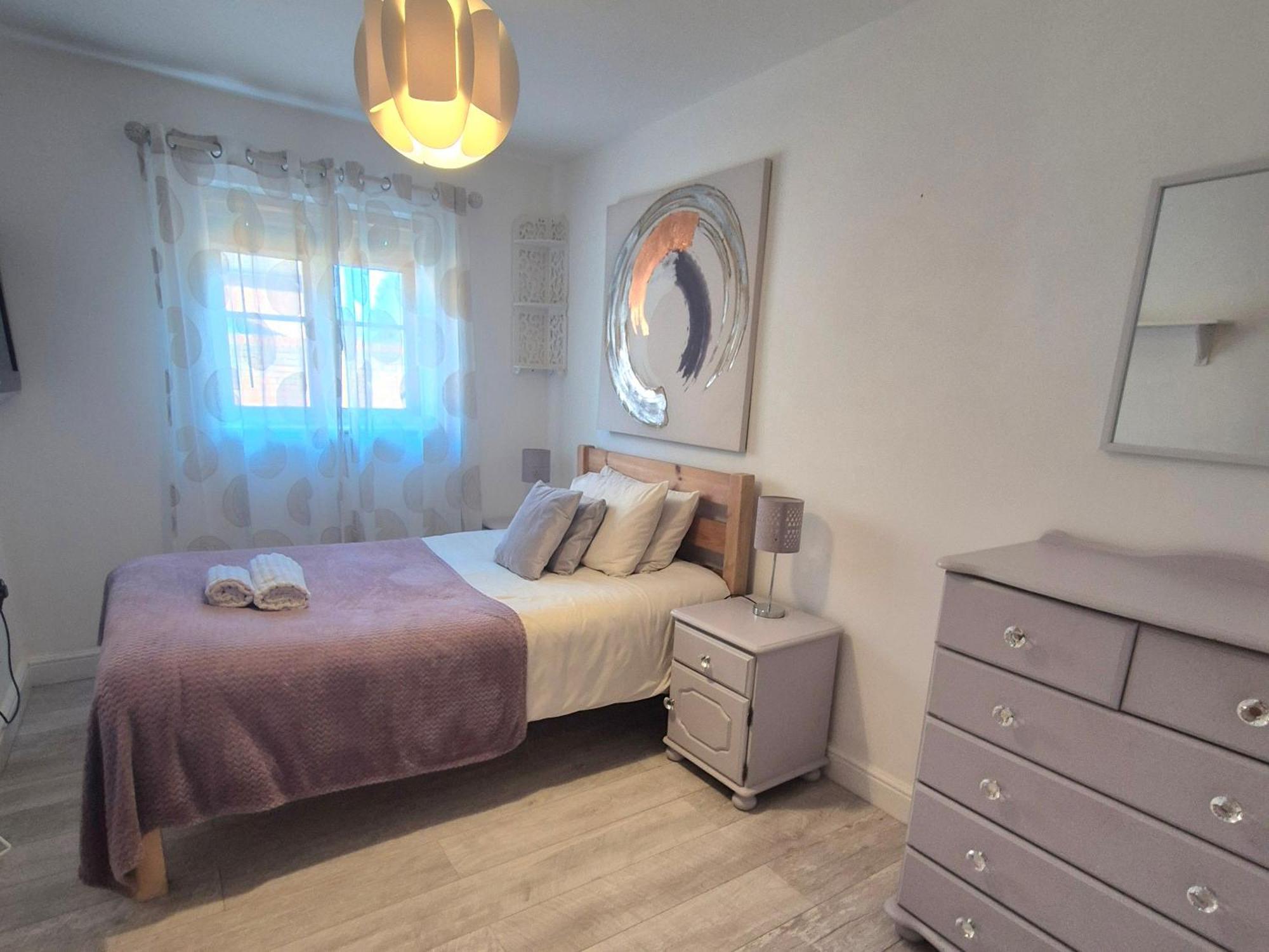 Spacious Two Bedroom Apartment With One Parking Space Тейм Екстер'єр фото
